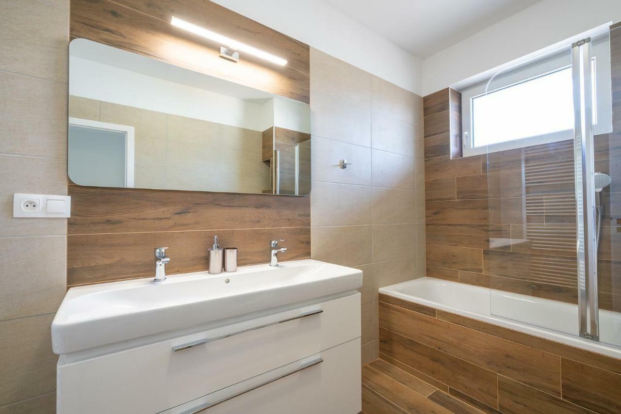 Apartmány Noviny Trenčín Exterior foto